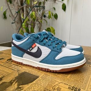 nike dunk low size 4y